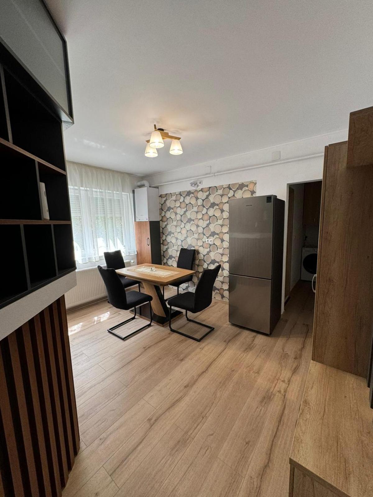 Bingo Apartman Cristuru Secuiesc Eksteriør bilde